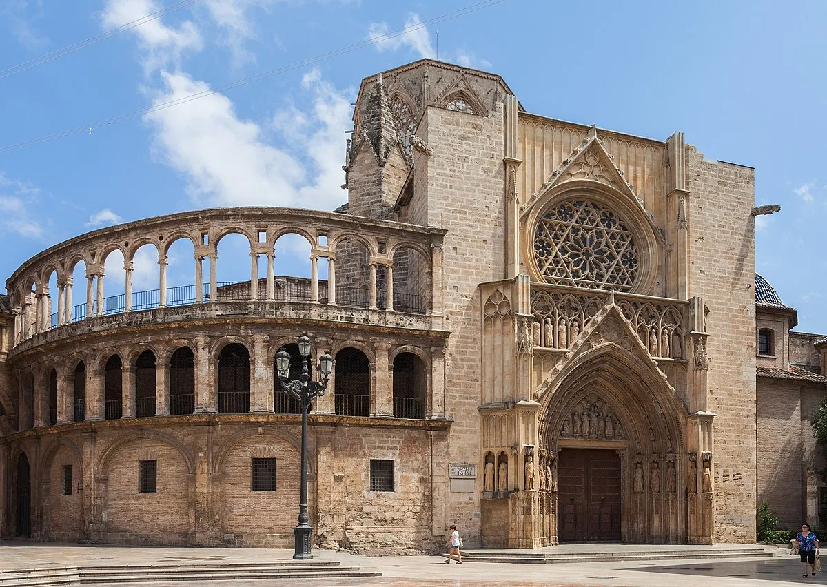 Exterior view of the Valencia Cathedral